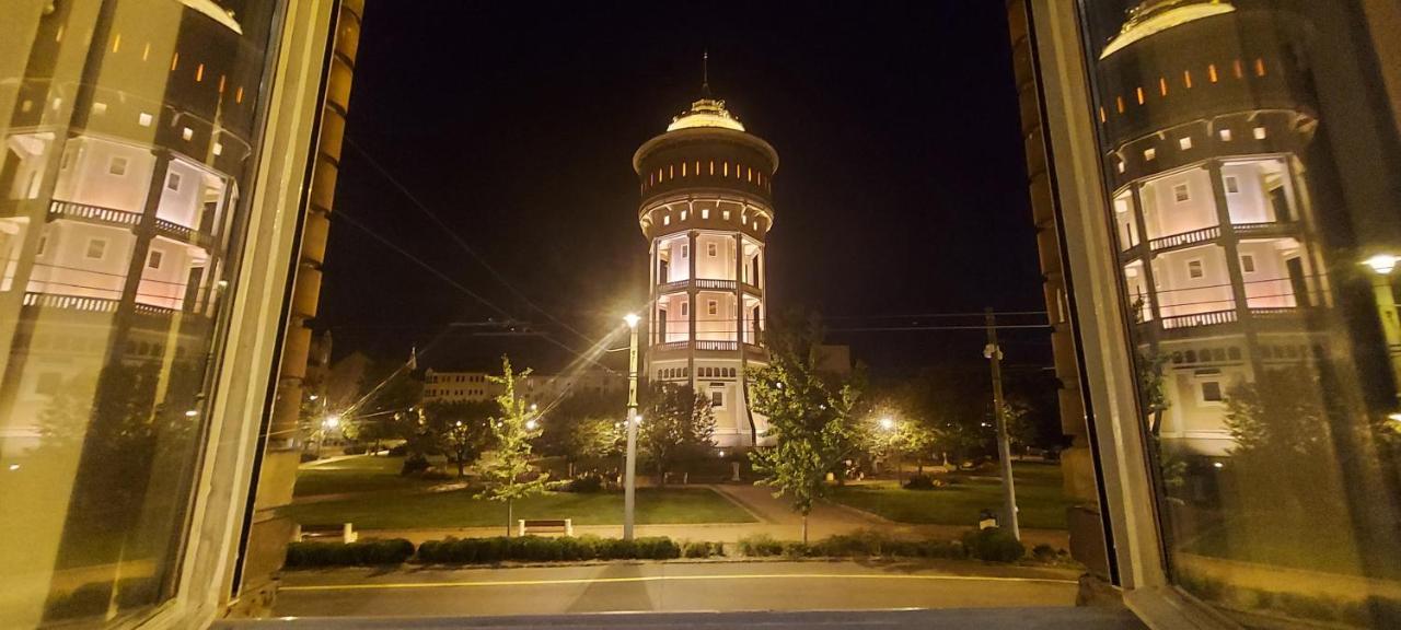 Tower Szeged Belvarosi Exkluziv Panoramas Apartman - Free Parking Exterior photo
